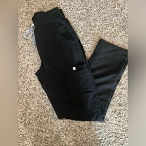 FIGS Black XSP Yola skinny scrubs